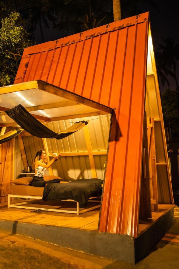 The Hosteller Goa, Анджуна Екстериор снимка