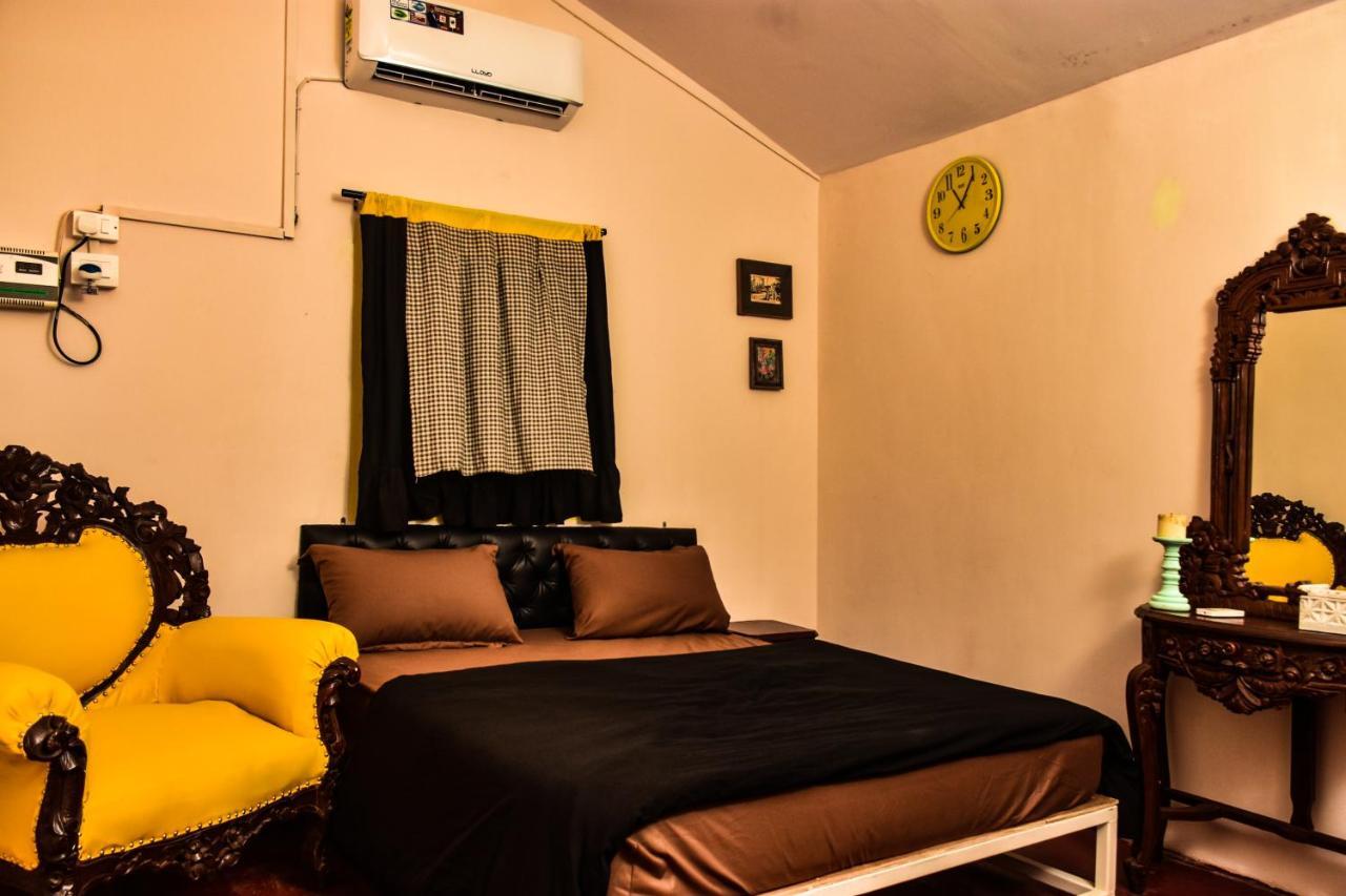 The Hosteller Goa, Анджуна Екстериор снимка